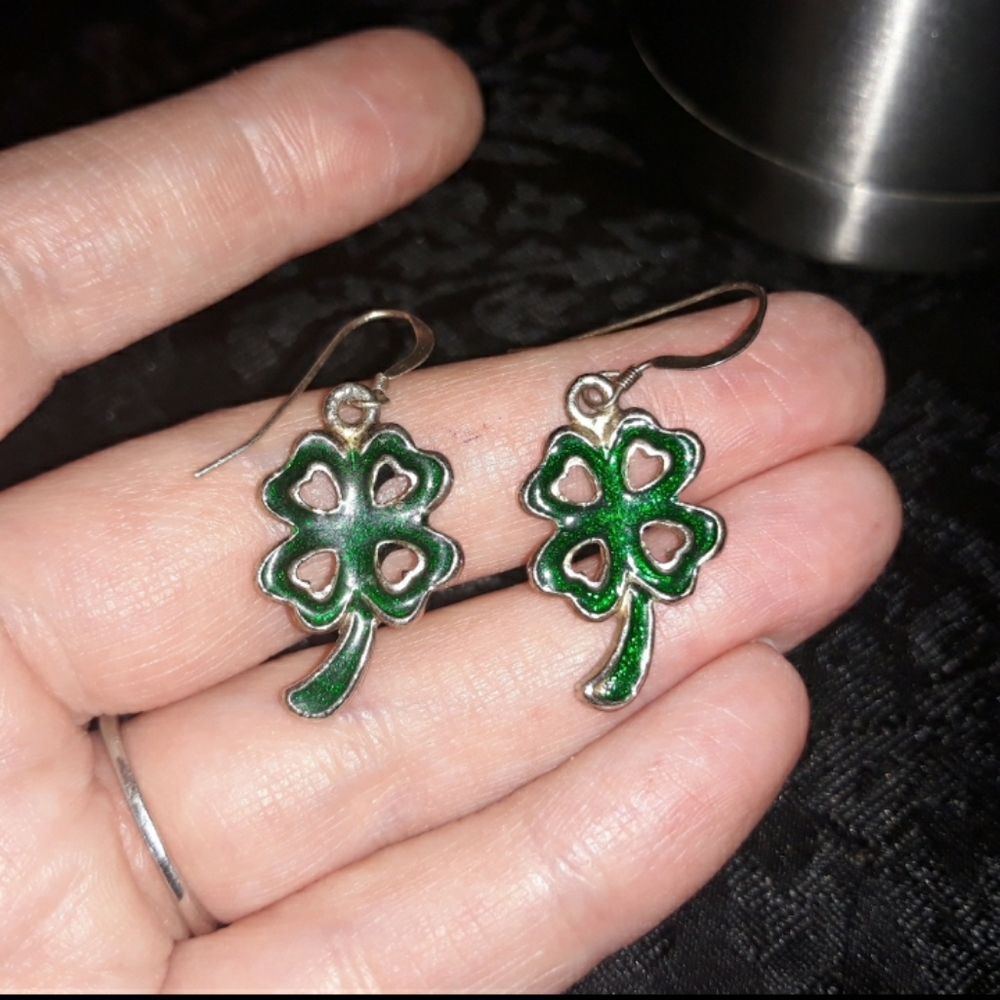 Clover Shamrock Green Earings